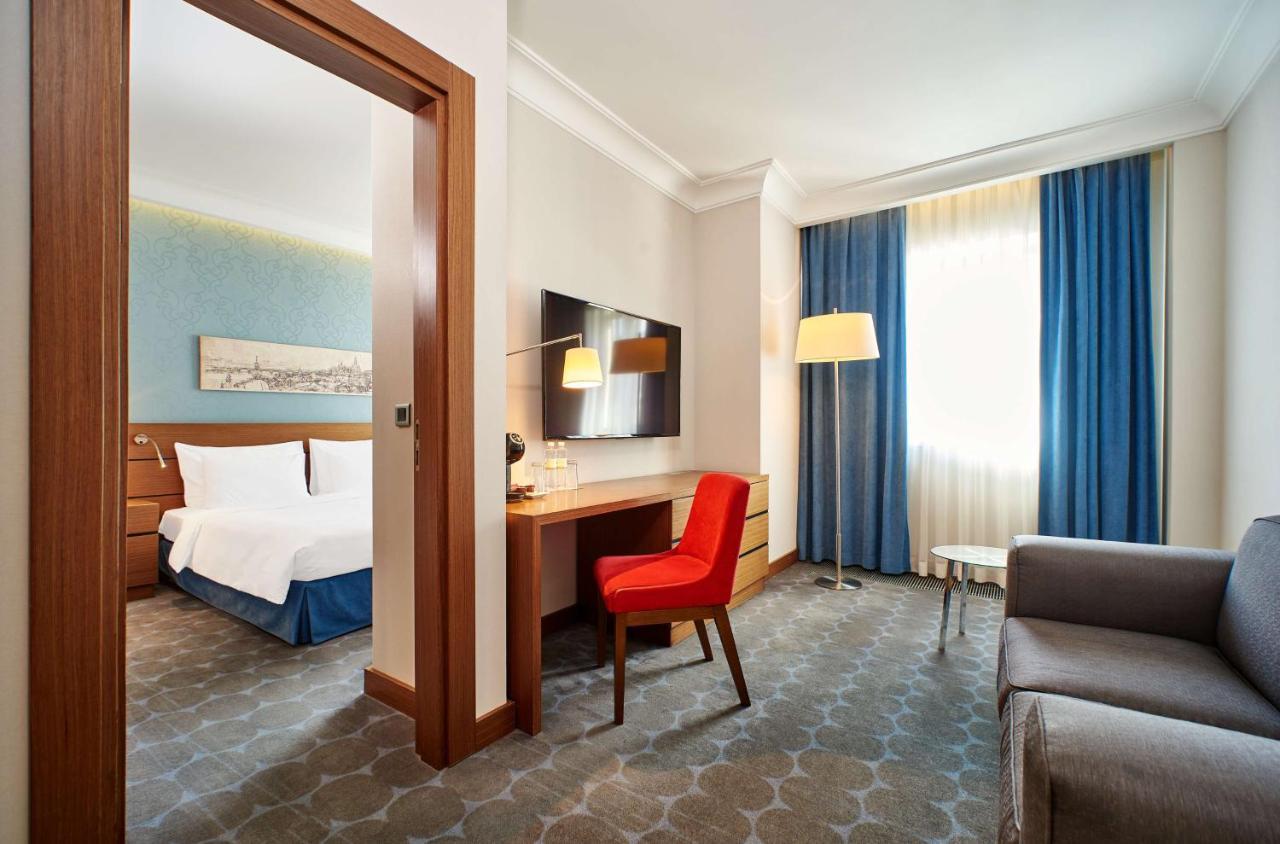 Radisson Blu Hotel, Kyiv Podil City Centre المظهر الخارجي الصورة
