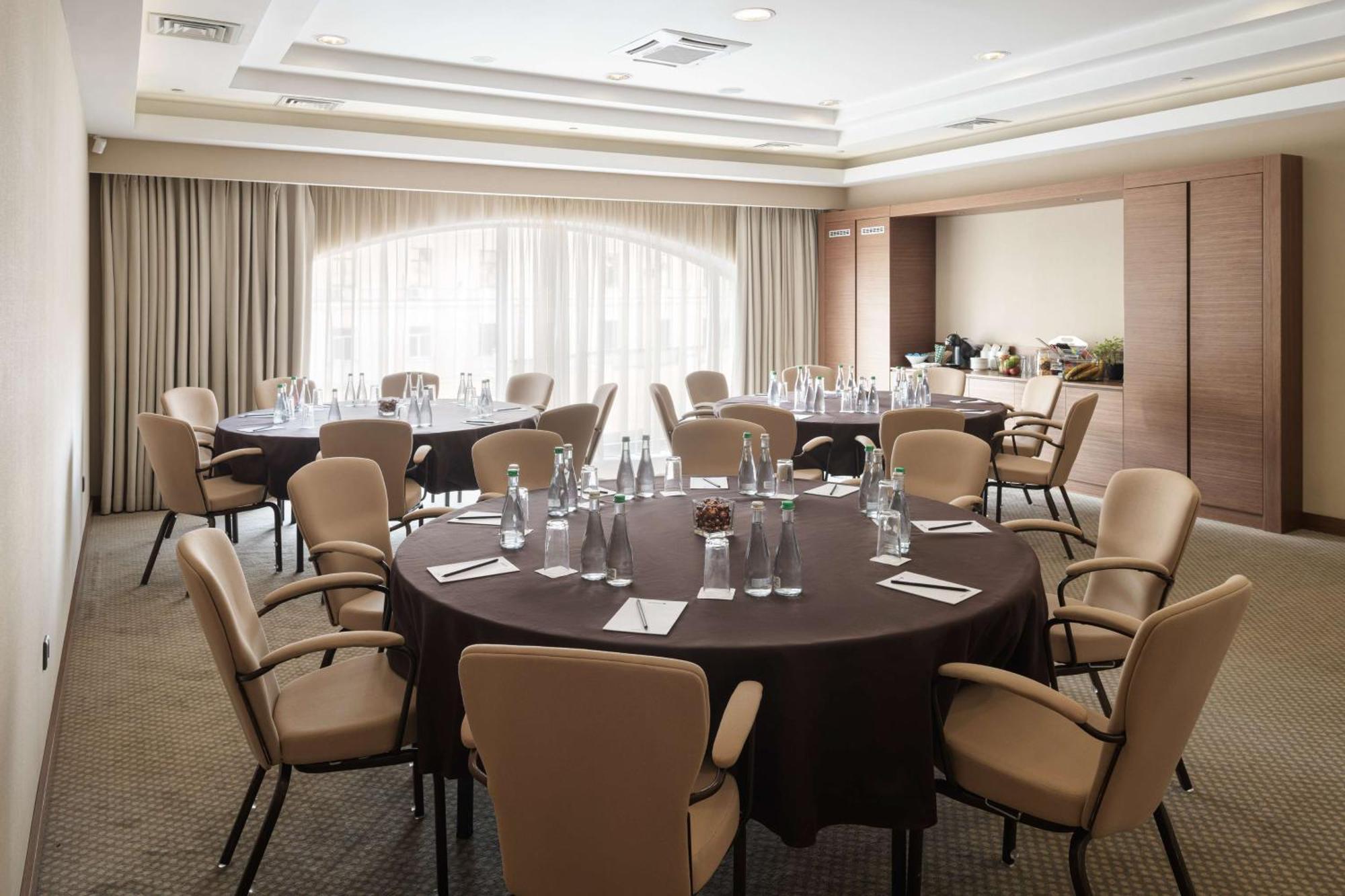Radisson Blu Hotel, Kyiv Podil City Centre المظهر الخارجي الصورة