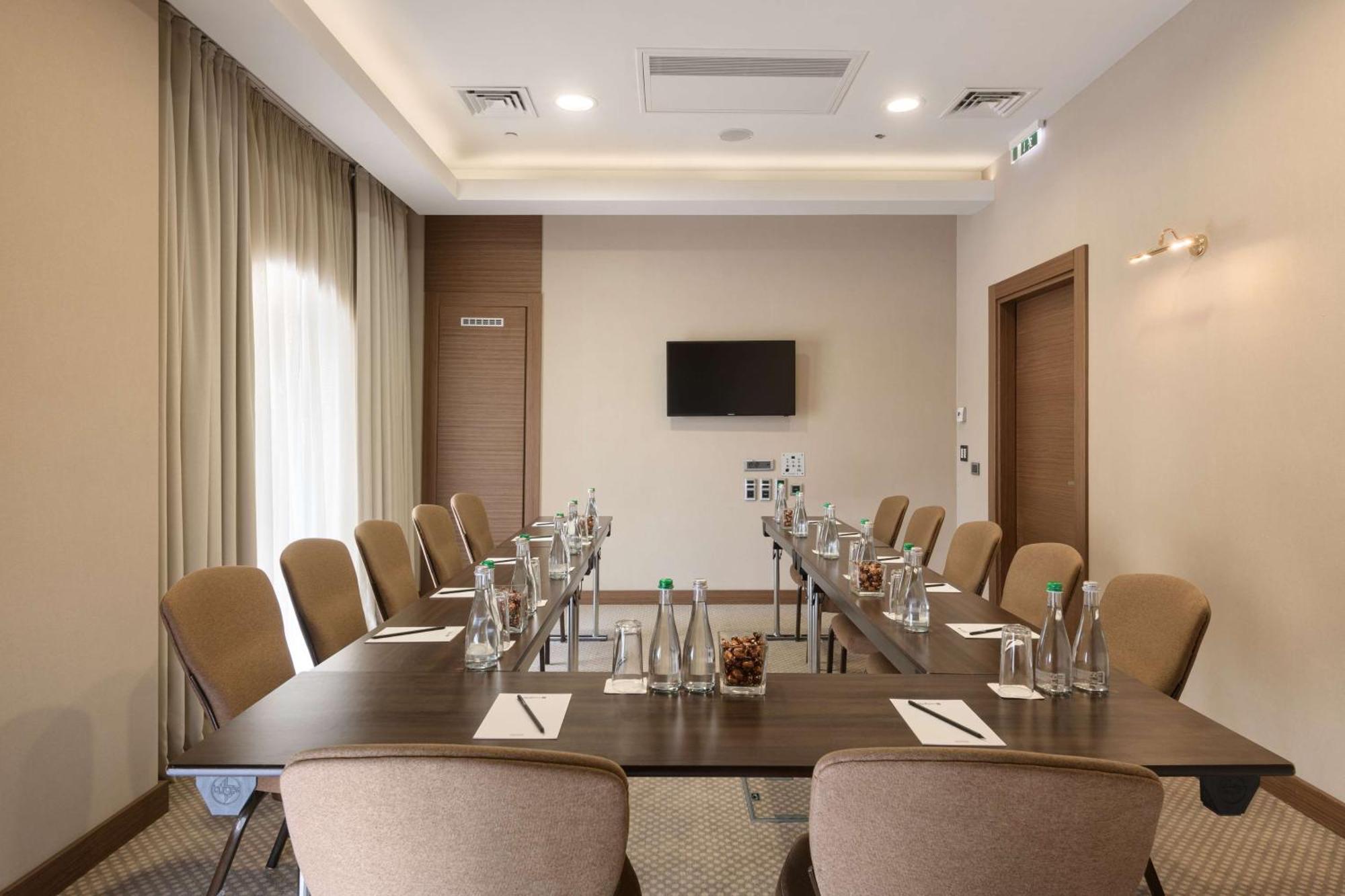 Radisson Blu Hotel, Kyiv Podil City Centre المظهر الخارجي الصورة